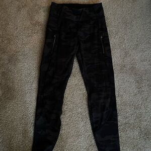 Athleta Dark camo reflective Leggings
